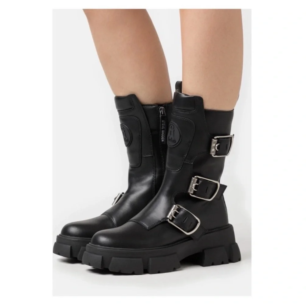 ❤️SOLD❤️ Steve Madden Chunky Sole Platform Moto Combat Boots in Black Leather - Picture 1 of 11